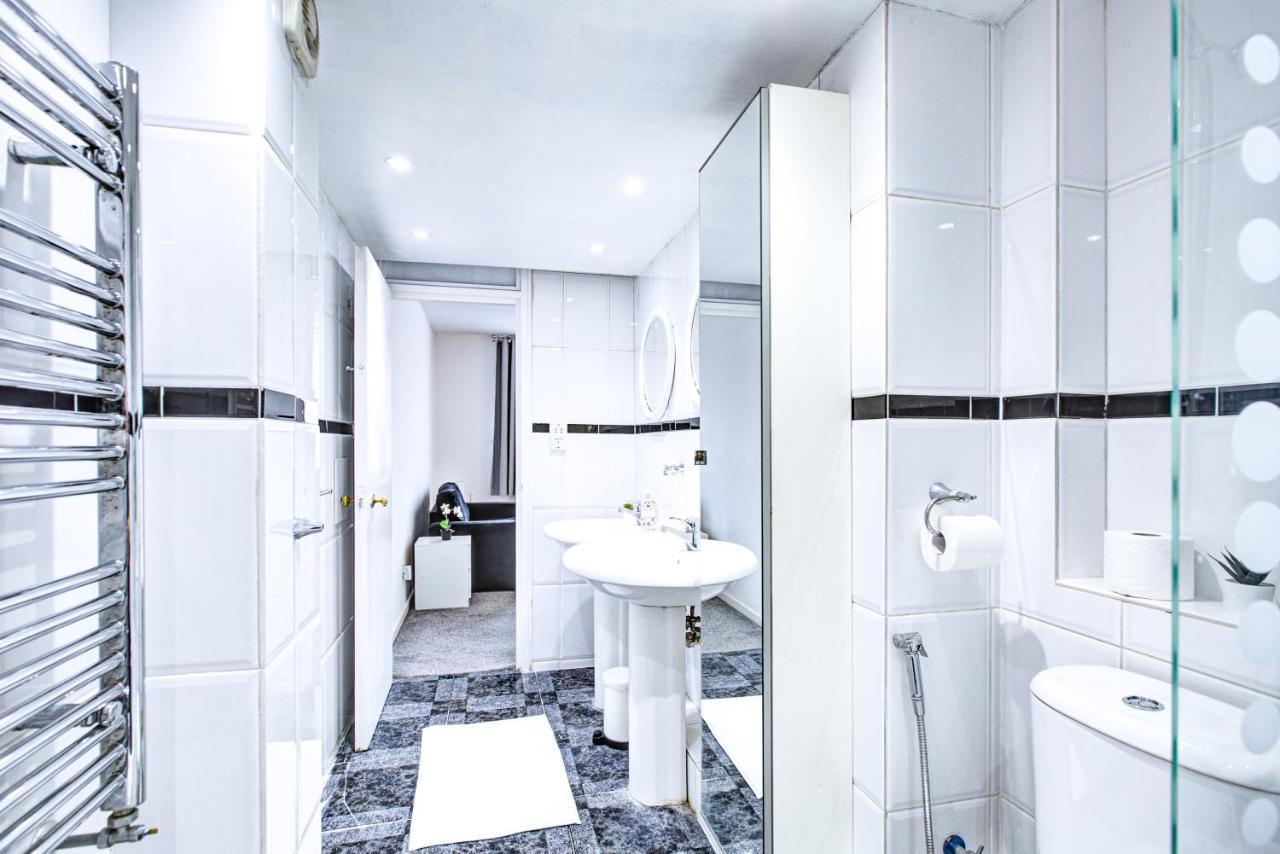 Gorgeous House 4 Bedrooms, 5-Baths In Central London Near Oxford Street מראה חיצוני תמונה